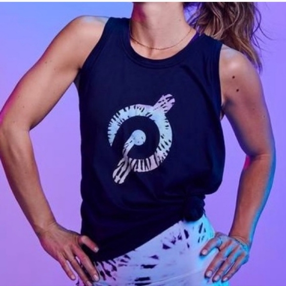 Peloton Tops - Peloton Twist Back Tank Top Size L